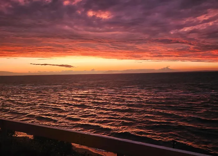 公寓 Sunset Cruise Peraía