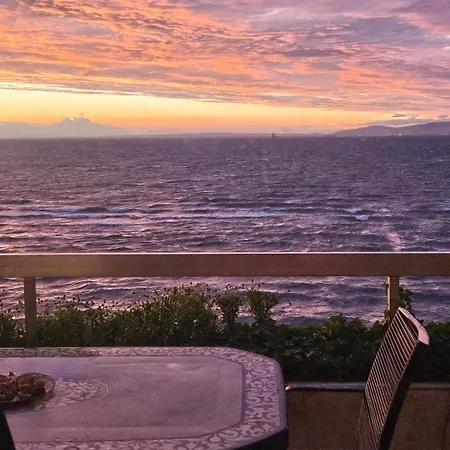 아파트 Sunset Cruise *